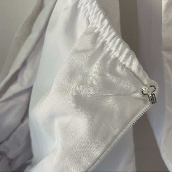 New! Superdown x Revolve Flynn Ruched Sleeve mini Dress white nwt 30150 - Picture 7 of 11